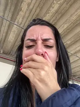 دردشة Catmila94 الجنسية المباشرة