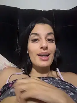 Catmila94 élő XXX-chatje