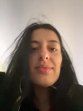 Chat +18 de Catmila94 ao vivo