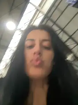 Chat +18 de Catmila94 ao vivo