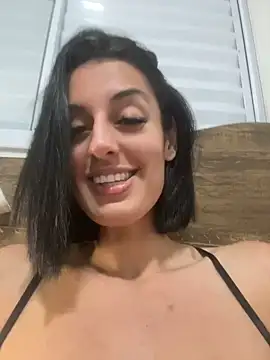 Catmila94 élő XXX-chatje