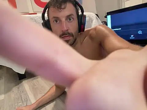 Webkamerová show Exs_Playing