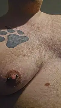 הופעת וובקאם של PupW0lfy
