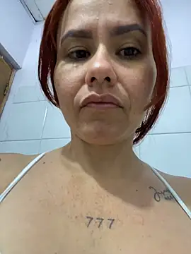 Queen_lorena XXX чат на живо