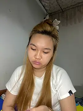 Almira6868 Cameră chat live