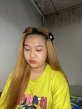 Almira6868 Live Chatrum