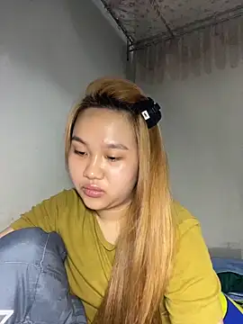 Almira6868 লাইভ চ্যাট রুম
