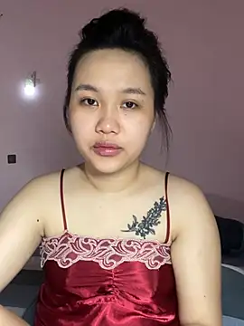 Almira6868 Adlı Modelin Web Kamerası Şovu