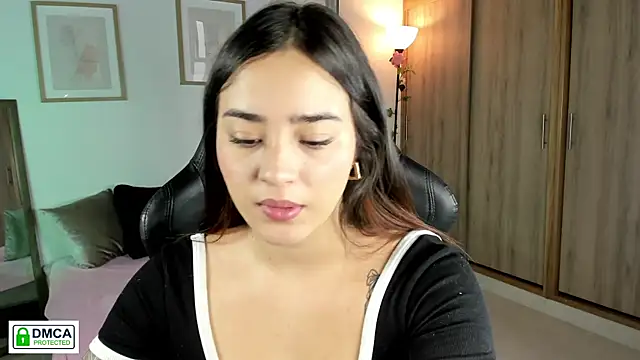 Veronica_isaza__ Chat XXX in diretta