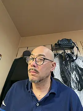 tsugu1105 Webcam show