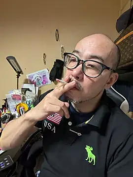 tsugu1105 Show in webcam