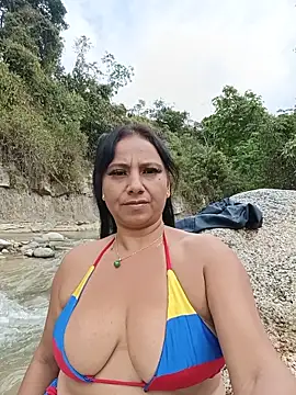 esmeralda_li's Webcam Show