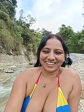عرض كام esmeralda_li