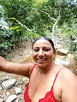 esmeralda_li Webcam Show