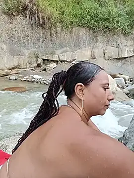 esmeralda_li Adlı Modelin Web Kamerası Şovu