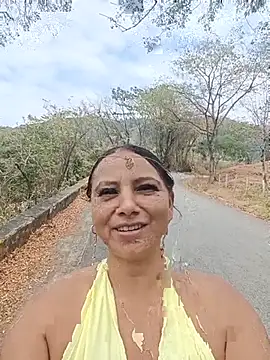 esmeralda_li ওয়েবক্যাম শো