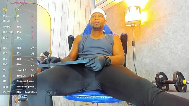 RicoBrown777_ Шоу с уебкамера