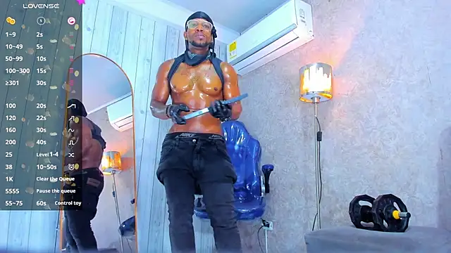 RicoBrown777_ webkamerás műsora
