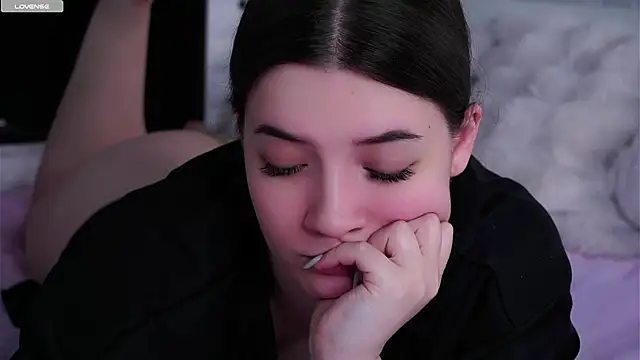 Czat XXX na żywo – LowOncoming