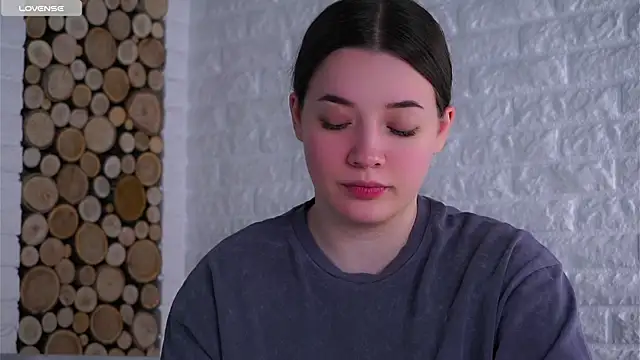 Chat +18 de LowOncoming ao vivo