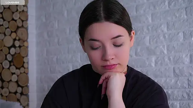 LowOncoming's Live XXX Chat