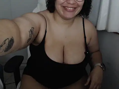 Živý XXX chat GiMilf