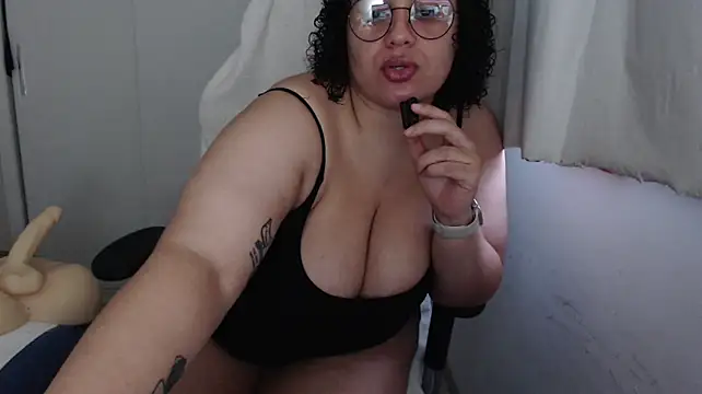 GiMilf Chat XXX in diretta