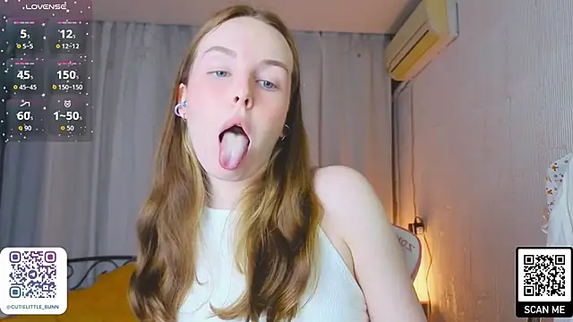 Chat XXX ao vivo de bae_cake_