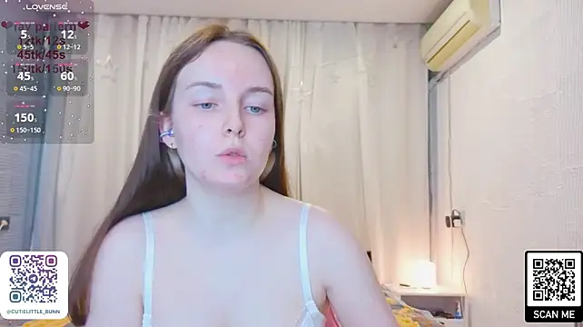bae_cake_ Adlı Modelin Canlı XXX Sohbeti