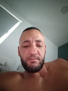 عرض كام Reeeks69