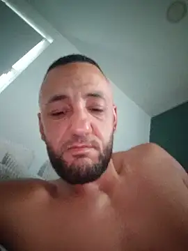 Reeeks69's Webcam Show
