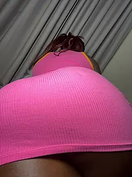 Hugemassivebootie Pertunjukan Webcam