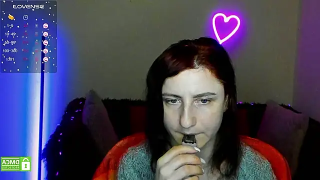 Muse_kitty_jenia's Webcam Show