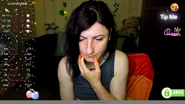 Muse_kitty_jenia élő XXX-chatje