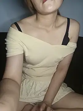 Ladygirl20 Show Webcam