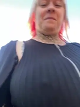 Sayuriii Show in webcam