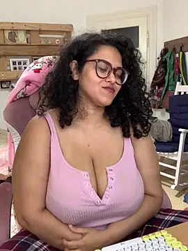Curvydesifromgermany 라이브 XXX 채팅