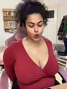 Curvydesifromgermany Live XXX-chat