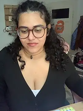 دردشة Curvydesifromgermany الجنسية المباشرة