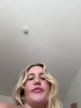 isisxoxx Webcamshow