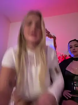 Webkamerová show isisxoxx
