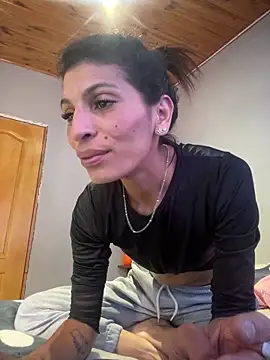 ImCrazzy Chat XXX in diretta