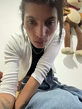 ImCrazzy Chat XXX in diretta