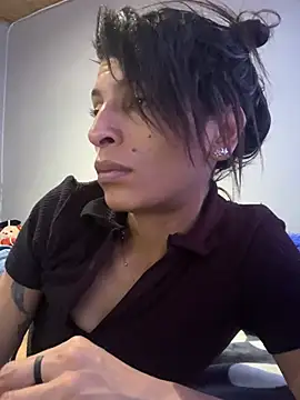 ImCrazzy Live XXX Chat