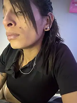 ImCrazzy's Live XXX Chat