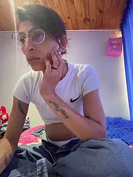 ImCrazzy Adlı Modelin Canlı XXX Sohbeti