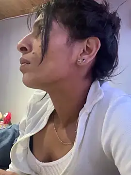 ImCrazzy's Live XXX Chat