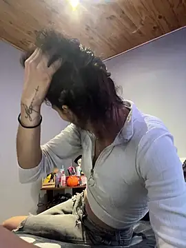 צ'אט XXX בשידור חי של ImCrazzy