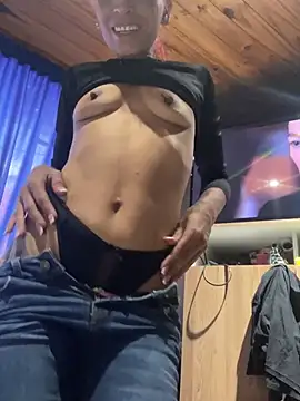 ImCrazzy Live XXX-Chat