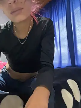 ImCrazzy's Live XXX Chat